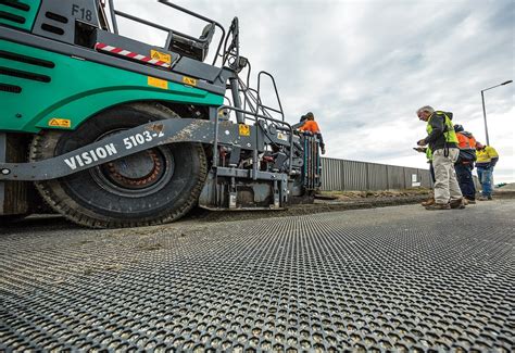  Recycled Rubber: Il Materiale Rivoluzionario Per Costruzioni e Pavimentazione Sostenibili?